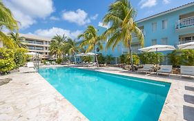 Dolphin Suites & Wellness Curacao